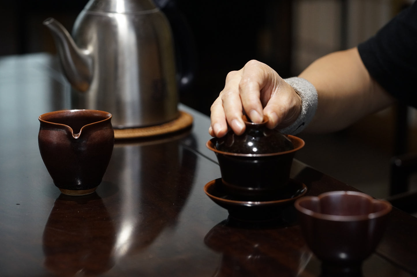 Taichi Series – Chengying Lid Bowl 「太極系列 - 承影蓋碗」