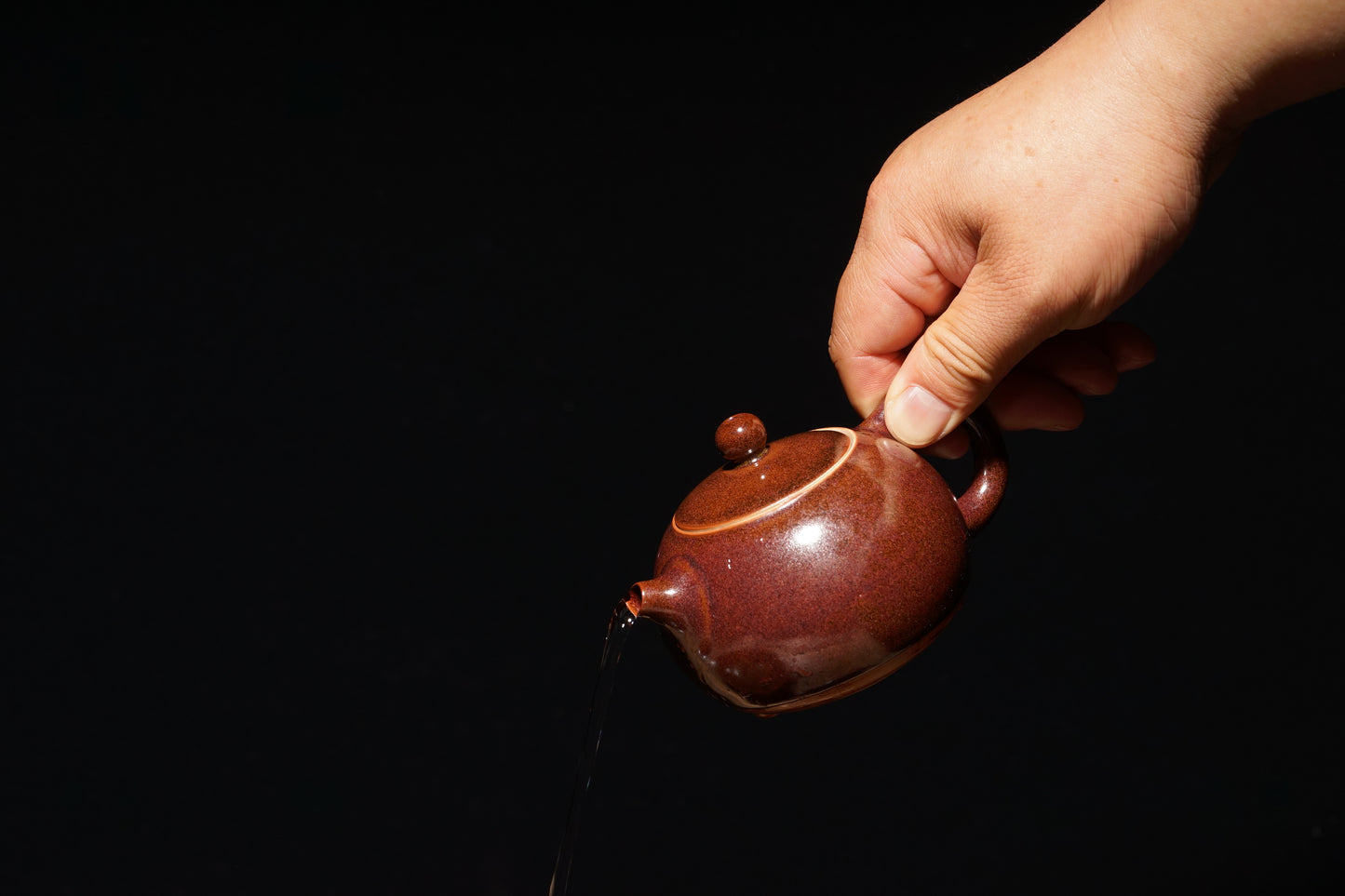 Taichi Series – Sun and Moon Teapot 「太極系列 - 日月壺」